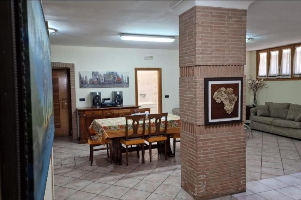 Casa Erre Apartment Lusciano Екстериор снимка